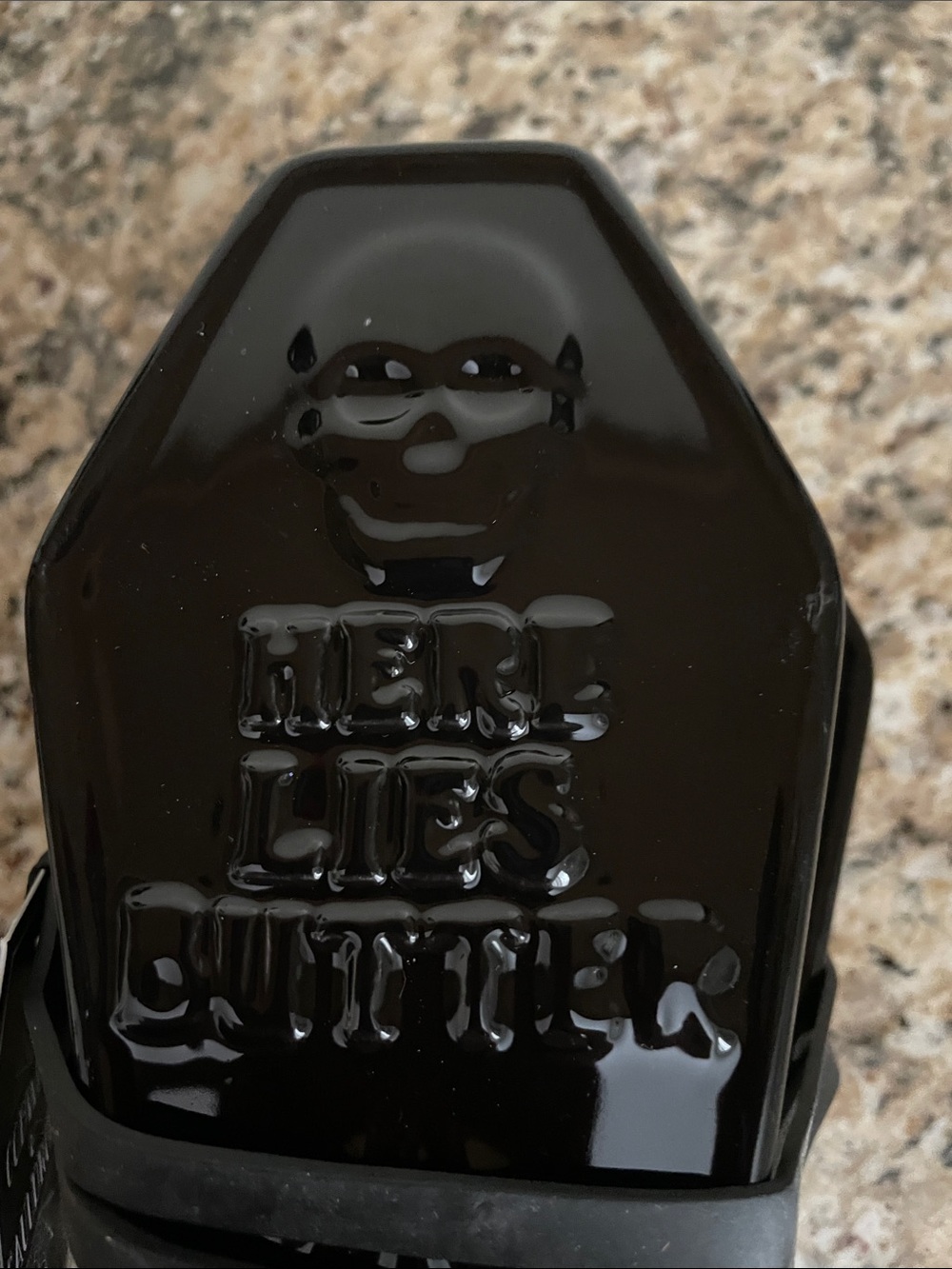 Black Skull Coffin “HERE LIES BUTTER” covered butter keeper - Picture 2 of 3